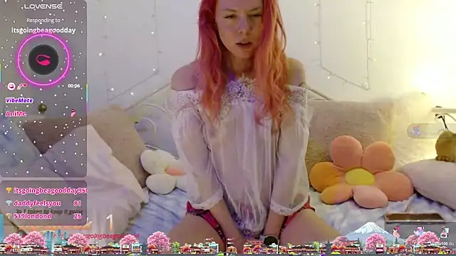 hexbunnie online show from April 16, 2026, 2:56 am