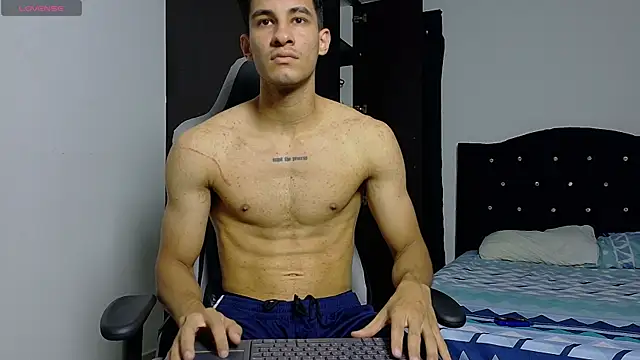 Snapshot of JakeMonroe chatting on June 16, 2026, 9:39 pm JakeMonroe online show from June 16, 2026, 9:39 pm
