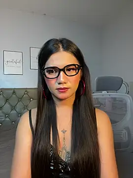 JassmineLove online show from June 21, 2026, 8:17 am