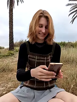 Julialexxxx online show from May 4, 2026, 7:26 am