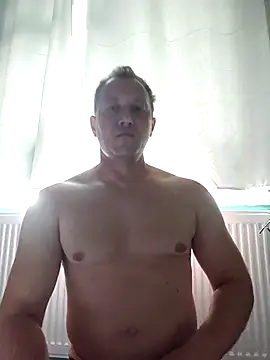 Snapshot of Adamus41 chatting on May 4, 2026, 11:17 am Adamus41 online show from May 4, 2026, 11:17 am