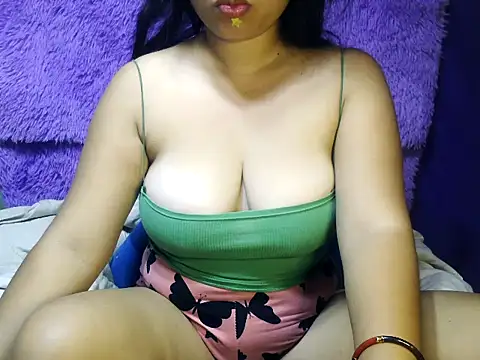 Snapshot of Asian_boobzy69 chatting on April 16, 2026, 11:18 pm Asian boobzy69 online show from April 16, 2026, 11:18 pm