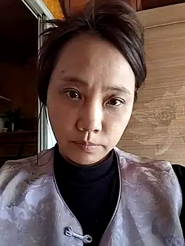 yang6991 online show from May 8, 2026, 3:01 am