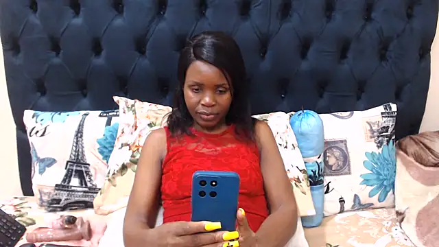 Snapshot of ChocolateClitt chatting on June 21, 2026, 5:48 pm ChocolateClitt online show from June 21, 2026, 5:48 pm