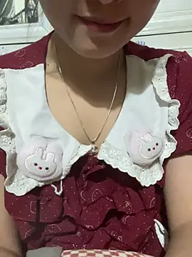   Mochi squirt   online show from April 8, 2026, 1:11 pm