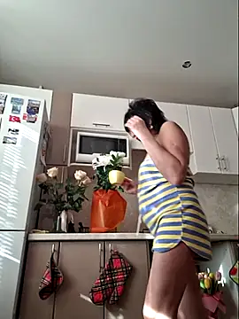 LaliaMia online show from March 22, 2025, 4:35 am