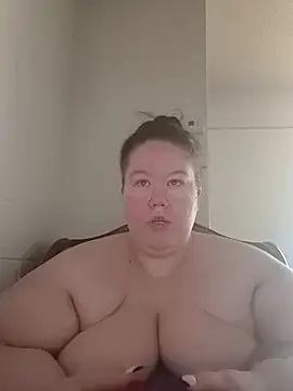 hisalphaqueen27 online show from April 12, 2026, 4:45 pm