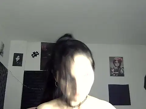 Snapshot of salomediamond chatting on April 15, 2026, 2:29 am salomediamond online show from April 15, 2026, 2:29 am