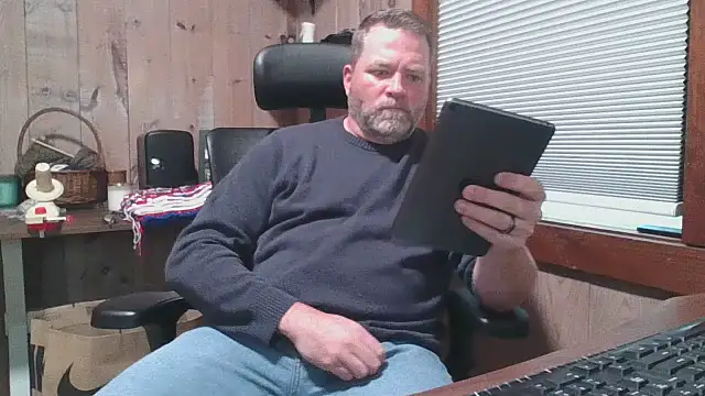 Snapshot of JJ_CONN78 chatting on May 8, 2026, 2:00 pm JJ CONN78 online show from May 8, 2026, 2:00 pm