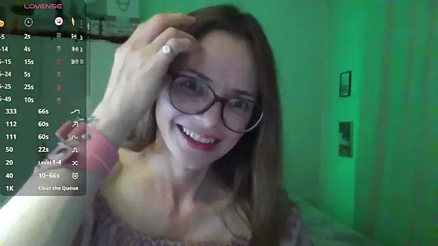 Snapshot of mmmay_day chatting on April 10, 2026, 6:56 pm mmmay day online show from April 10, 2026, 6:56 pm