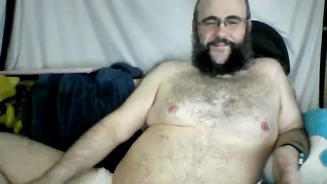 Snapshot of BriTheTopBear chatting on April 15, 2026, 5:25 am BriTheTopBear online show from April 15, 2026, 5:25 am