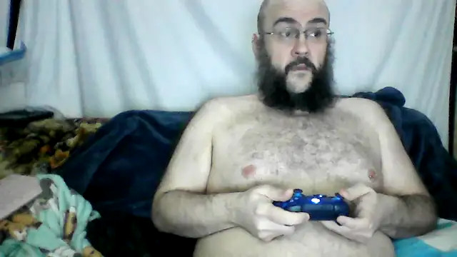 Snapshot of BriTheTopBear chatting on April 28, 2026, 2:27 am BriTheTopBear online show from April 28, 2026, 2:27 am