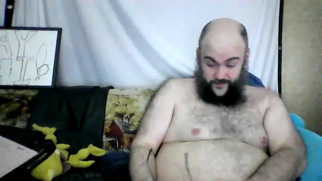 Snapshot of BriTheTopBear chatting on May 9, 2026, 7:13 am BriTheTopBear online show from May 9, 2026, 7:13 am