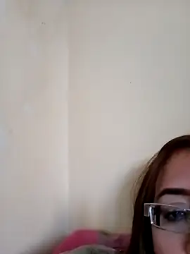 Snapshot of Nisrin_ay chatting on April 12, 2026, 7:13 am Nisrin ay online show from April 12, 2026, 7:13 am