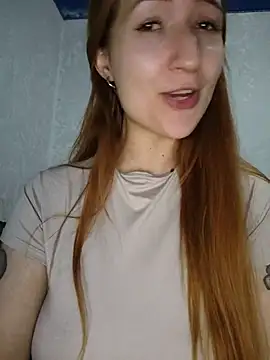 Snapshot of LeonaFox chatting on May 19, 2026, 4:46 pm LeonaFox online show from May 19, 2026, 4:46 pm
