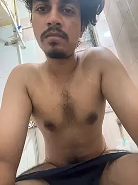 Snapshot of sunnyroy26 chatting on April 18, 2026, 10:30 am sunnyroy26 online show from April 18, 2026, 10:30 am