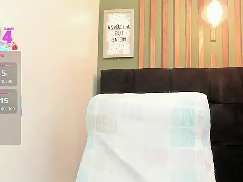 Snapshot of Laura_vega23 chatting on April 18, 2026, 5:33 am Laura vega23 online show from April 18, 2026, 5:33 am