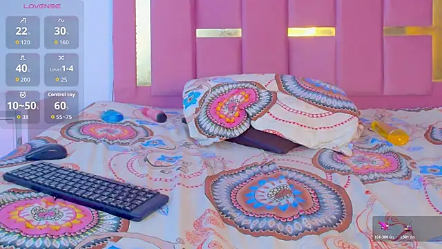 KatalinaSunset online show from April 15, 2026, 7:58 pm