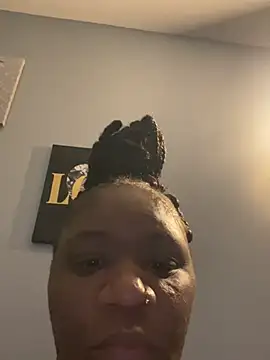 amberchill26 online show from May 16, 2026, 12:37 pm