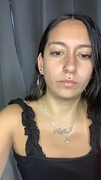 Snapshot of DulceLatinaxo chatting on June 16, 2026, 9:39 pm DulceLatinaxo online show from June 16, 2026, 9:39 pm