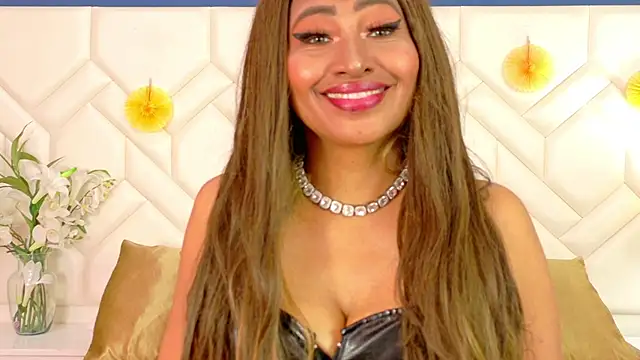 Snapshot of Kiara_Parker_ chatting on June 10, 2026, 8:19 pm Kiara Parker online show from June 10, 2026, 8:19 pm