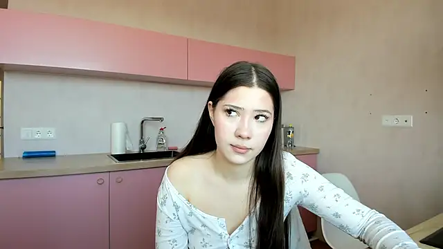 Snapshot of bina_mima chatting on April 7, 2026, 9:10 am bina mima online show from April 7, 2026, 9:10 am