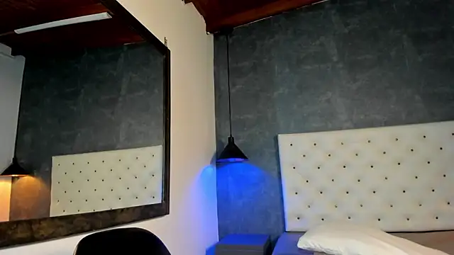 Snapshot of Jara_Chick chatting on May 13, 2026, 8:06 pm Jara Chick online show from May 13, 2026, 8:06 pm