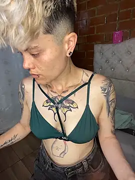 Snapshot of Megan-c chatting on June 16, 2026, 12:13 am Megan-c online show from June 16, 2026, 12:13 am