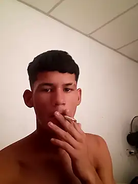 Snapshot of chicocalo chatting on April 7, 2026, 4:07 pm chicocalo online show from April 7, 2026, 4:07 pm