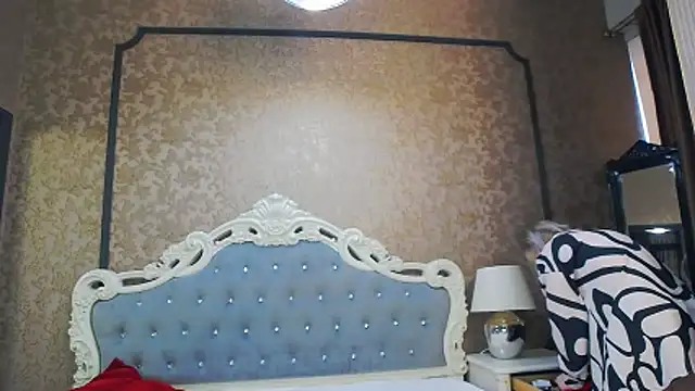 Ivy Quin online show from June 5, 2026, 4:30 am