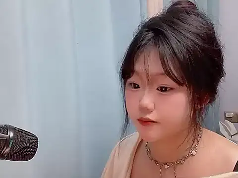 Snapshot of Lilababy00 chatting on April 10, 2026, 1:00 am Lilababy00 online show from April 10, 2026, 1:00 am