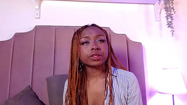 Midnigth bluee online show from April 11, 2026, 7:45 am