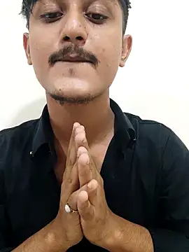 ROMEO JULIET0022 online show from April 14, 2026, 8:26 pm