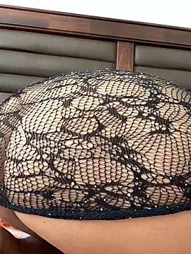 bombona25 online show from April 28, 2026, 2:55 pm