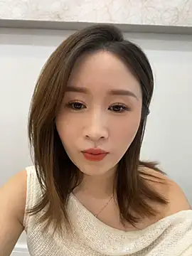 qin205205 online show from June 27, 2026, 4:50 am