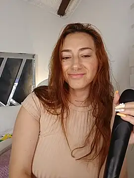 mollysweetx online show from April 15, 2026, 7:43 pm