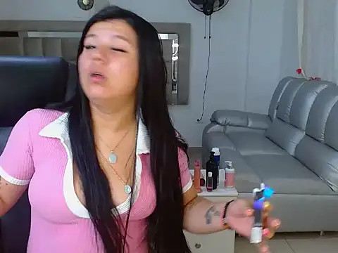 ShellyAdamssxox online show from April 15, 2026, 1:34 am