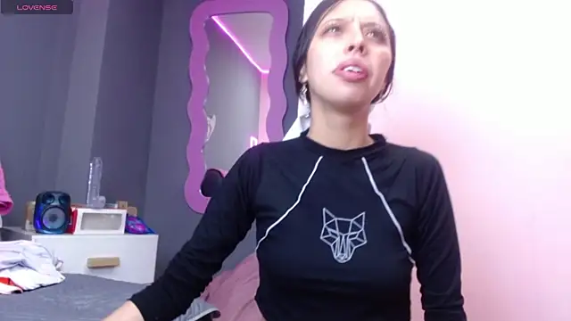 Snapshot of day0demony chatting on June 5, 2026, 2:34 pm day0demony online show from June 5, 2026, 2:34 pm