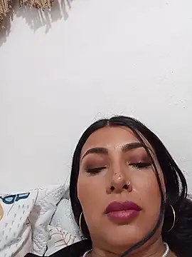 Snapshot of Antonella-corruso chatting on June 7, 2026, 3:43 am Antonella-corruso online show from June 7, 2026, 3:43 am