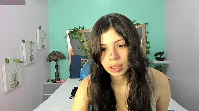 Snapshot of Sophie_Copers chatting on April 9, 2026, 1:27 pm Sophie Copers online show from April 9, 2026, 1:27 pm