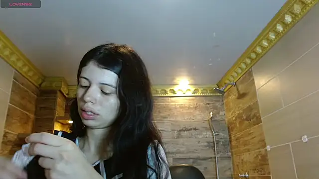 Snapshot of Sophie_Copers chatting on April 21, 2026, 2:45 pm Sophie Copers online show from April 21, 2026, 2:45 pm
