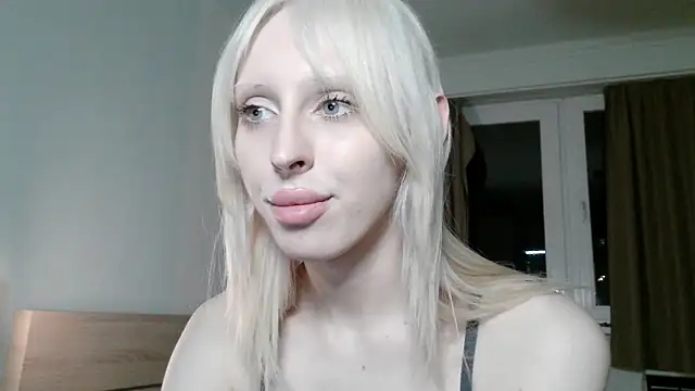 Sora100000 online show from April 8, 2026, 6:52 pm