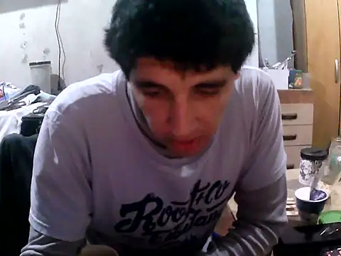Snapshot of uriakela12 chatting on June 8, 2026, 9:37 pm uriakela12 online show from June 8, 2026, 9:37 pm