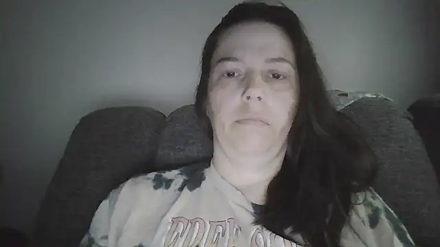 Snapshot of lily1982 chatting on April 24, 2026, 3:14 pm lily1982 online show from April 24, 2026, 3:14 pm