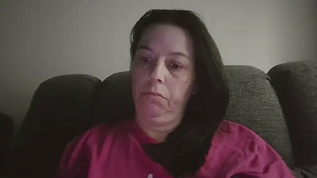 Snapshot of lily1982 chatting on April 25, 2026, 3:53 pm lily1982 online show from April 25, 2026, 3:53 pm