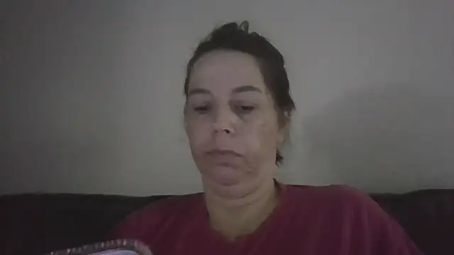 Snapshot of lily1982 chatting on May 17, 2026, 4:14 pm lily1982 online show from May 17, 2026, 4:14 pm