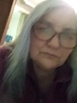 AureliaSky598 online show from April 18, 2026, 7:51 pm