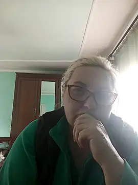 Snapshot of AureliaSky598 chatting on April 26, 2026, 11:52 am AureliaSky598 online show from April 26, 2026, 11:52 am