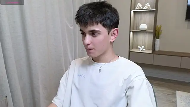 Snapshot of alexander_18_xxl chatting on August 9, 2026, 9:14 am alexander 18 xxl online show from August 9, 2026, 9:14 am