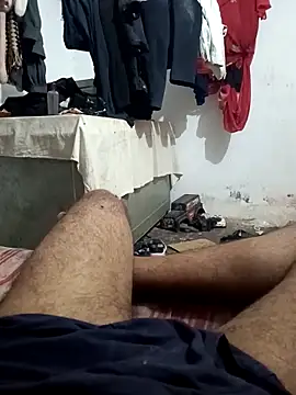 Snapshot of rajeshvermaking320 chatting on April 10, 2026, 6:51 am rajeshvermaking320 online show from April 10, 2026, 6:51 am